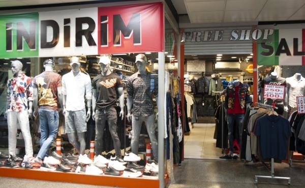 FREE SHOP ERKEK GİYİM